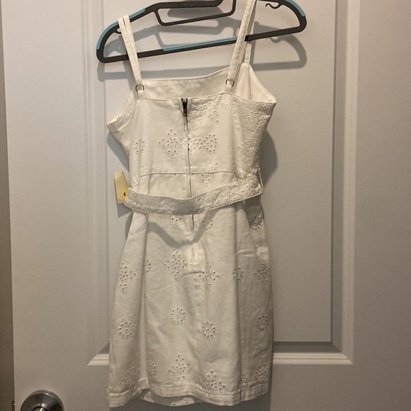 White belt dress - Picture 2 of 2